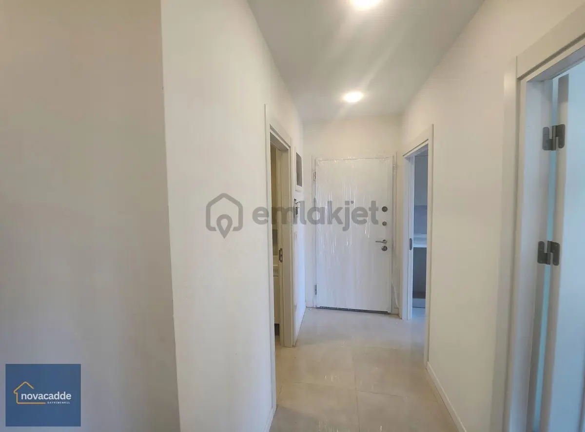 Bostancıda Sıfır Binada Geniş 75 M2 Net 2+1 Daire - 14