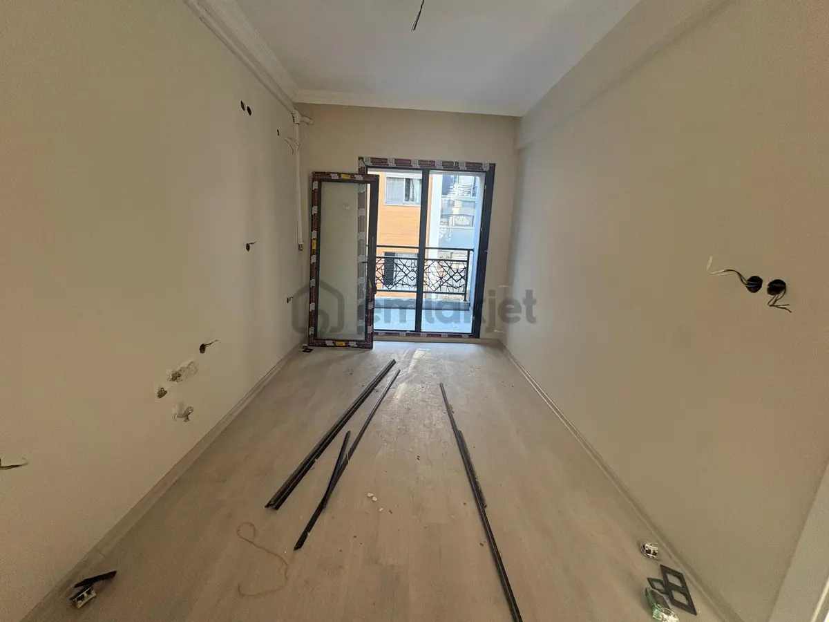 Yeni Mahallede 2+1 Ara Kat Kapalı Mutfak Sıfır Daire - 16