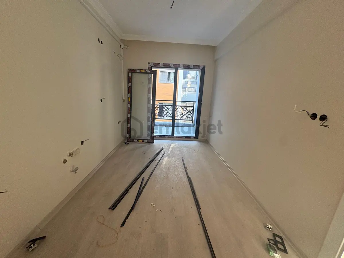 Yeni Mahallede 2+1 Ara Kat Kapalı Mutfak Sıfır Daire - 17