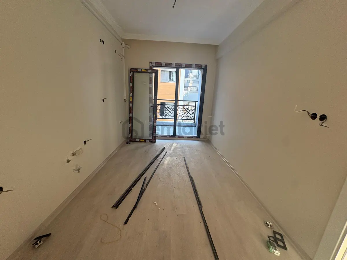 Yeni Mahallede 2+1 Ara Kat Kapalı Mutfak Sıfır Daire - 15
