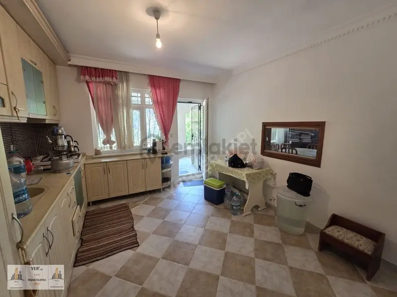 Harika 550 M2 Arsa İçerisinde Muhteşem Villa - 15