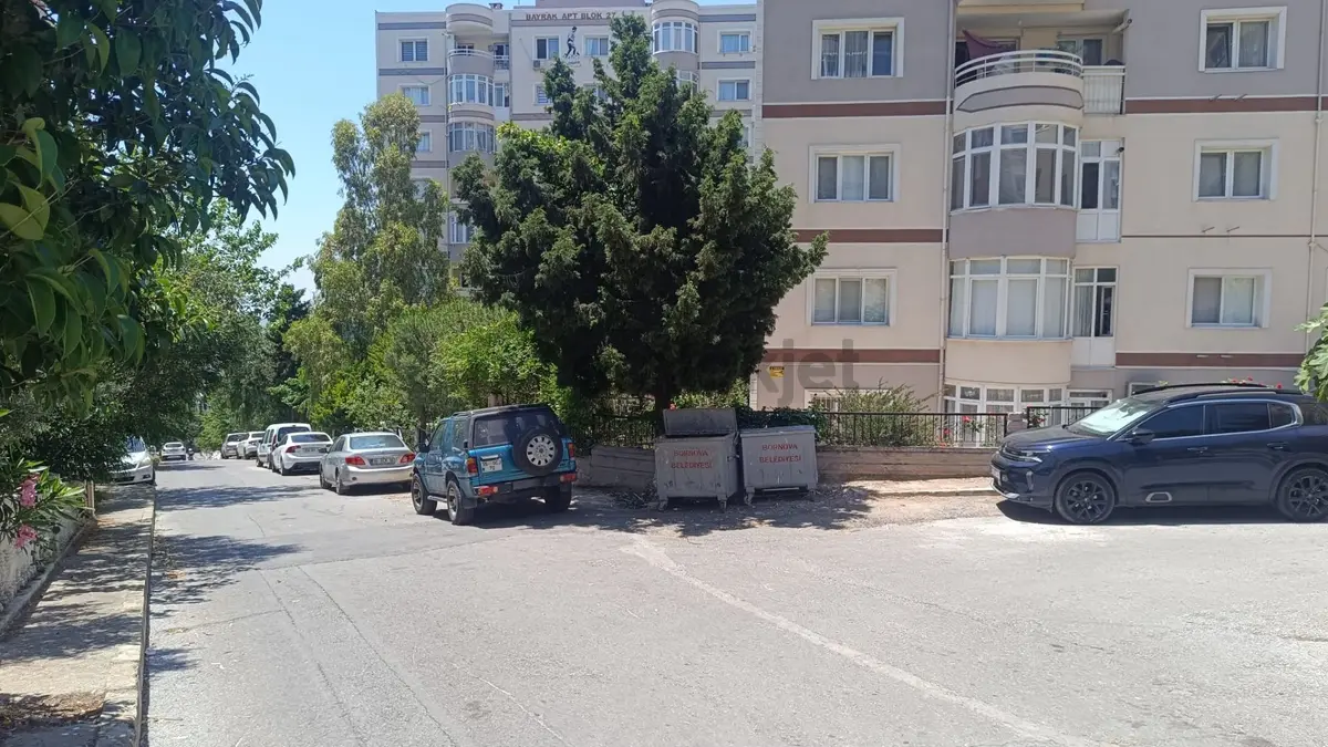 Bornova Evka 4 3+1 Doğalgazlı Kiralık Daire - 3