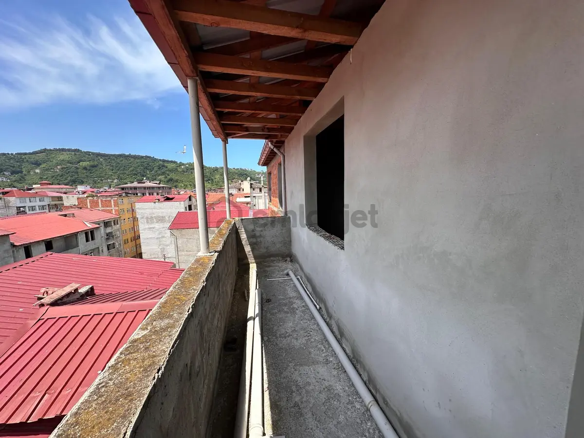 Trabzon Araklı Merkez'de Satılık Dubleks Daire - 23