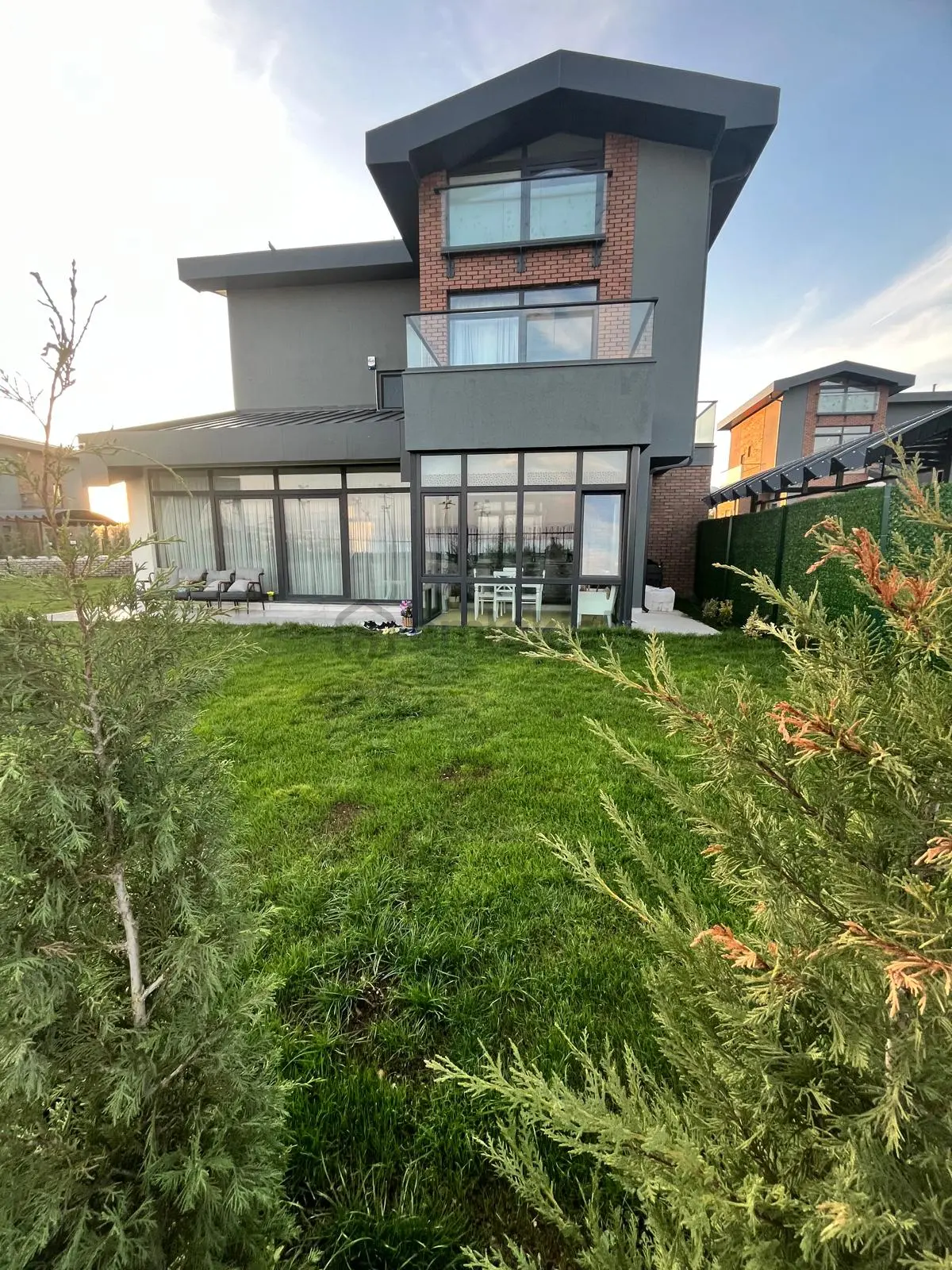Sahibinden Sahibinden Site İçerisinde Sıfır Lüks Villa - 2
