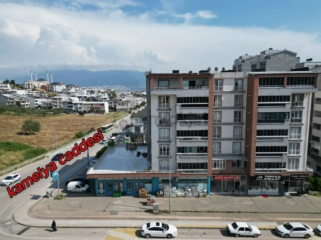 Güneştepe Kamelya Caddesi Üzerinde 3+1 Arakat - 6