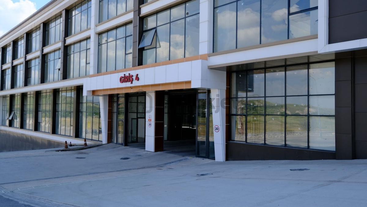 Mega Şaşmaz'da Yola Cepheli Satılık Dükkan - 22