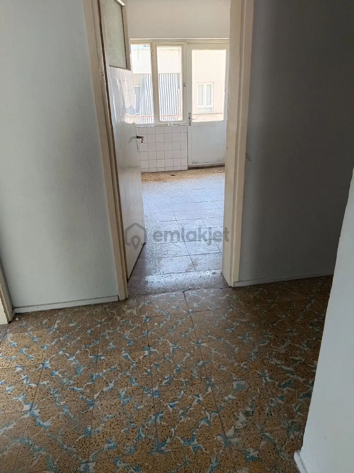 Satılık 3 Katlı Bina - 12