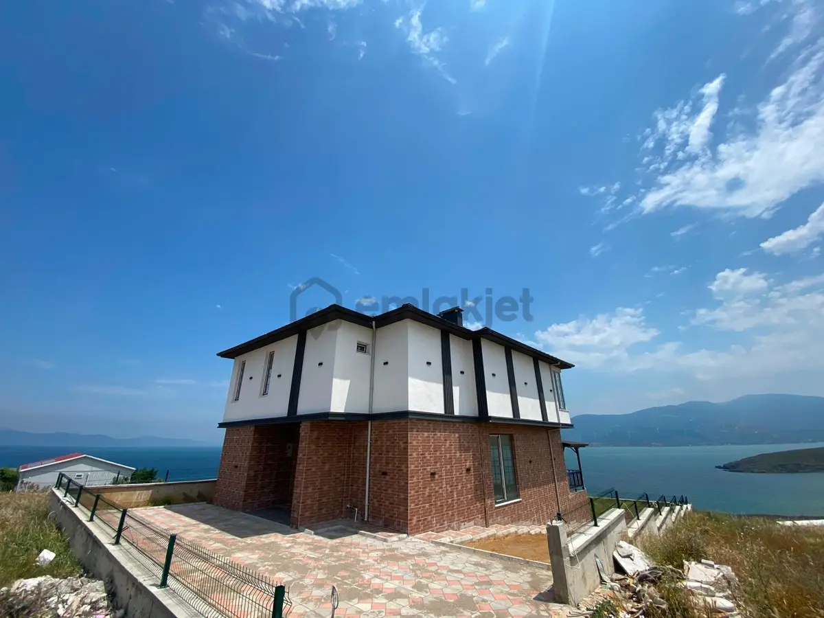 Re/max İnci'den Erdek Paşalimanında Satılık Villa - 17