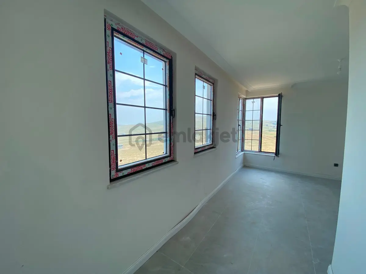 Re/max İnci'den Erdek Paşalimanında Satılık Villa - 14