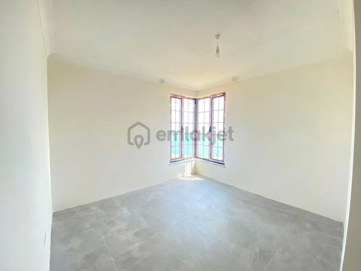 Re/max İnci'den Erdek Paşalimanında Satılık Villa - 8