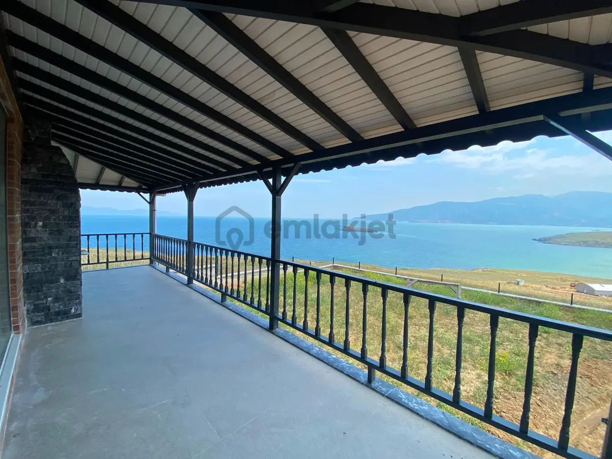 Re/max İnci'den Erdek Paşalimanında Satılık Villa - 23