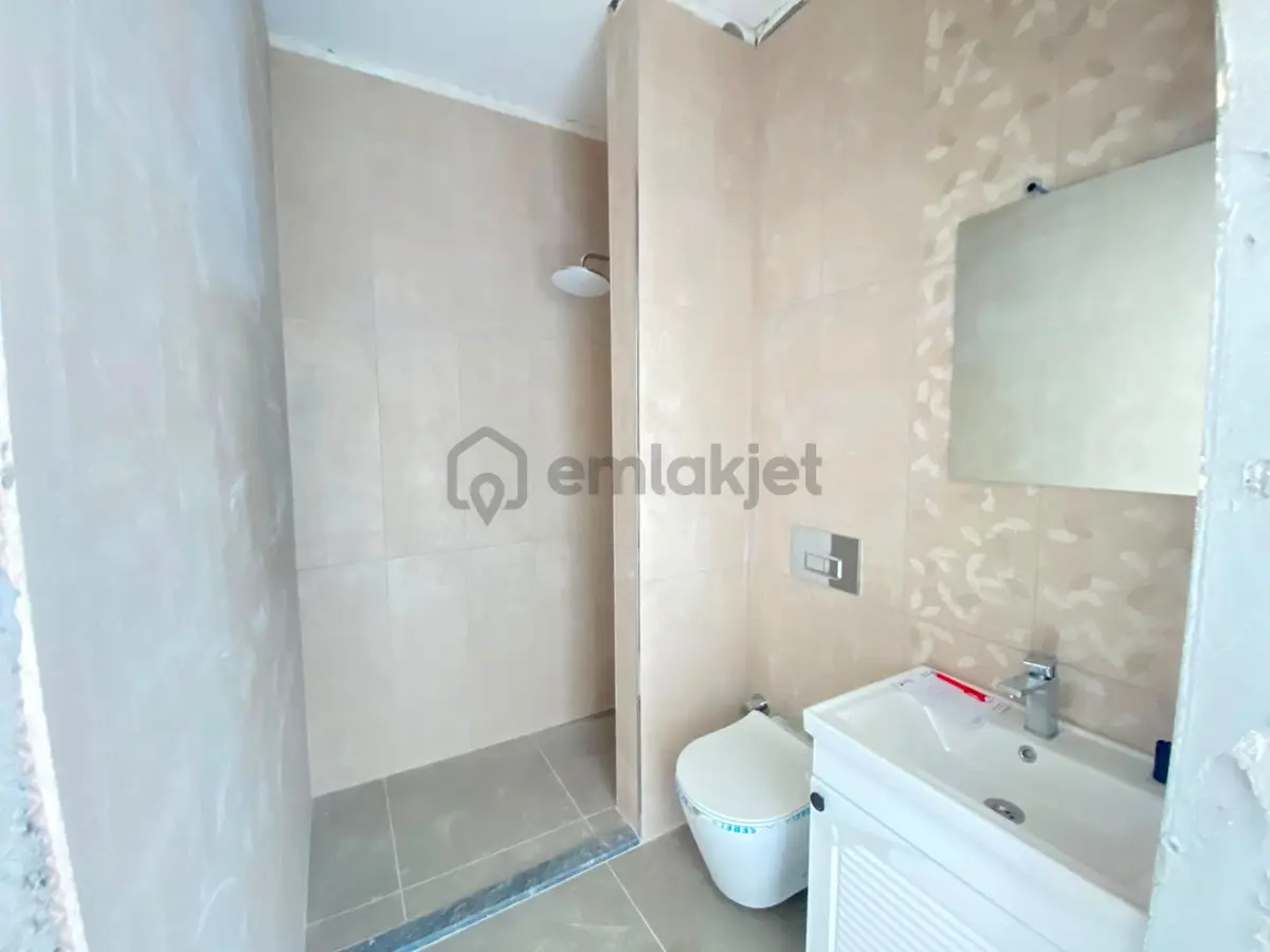 Re/max İnci'den Erdek Paşalimanında Satılık Villa - 12