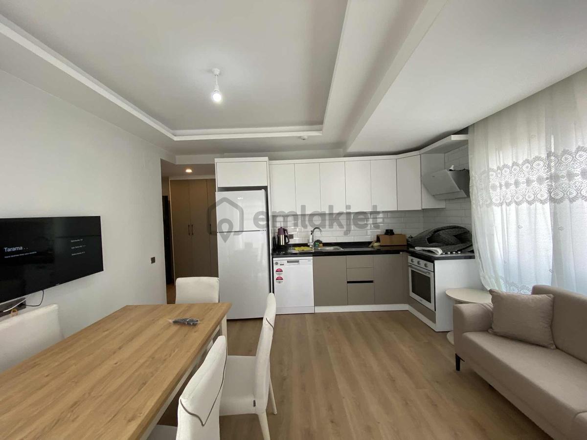 Erdemli Tapu Caddesi Civarı 1+1 - 14