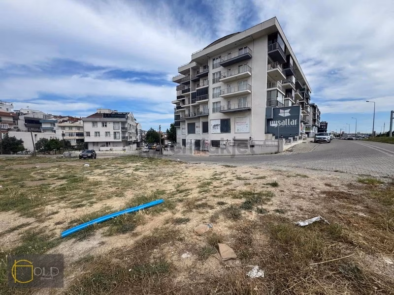 Kepezde Denize 700 Mt | 2+1 K. Mutfak |araç Takas Olur - 2