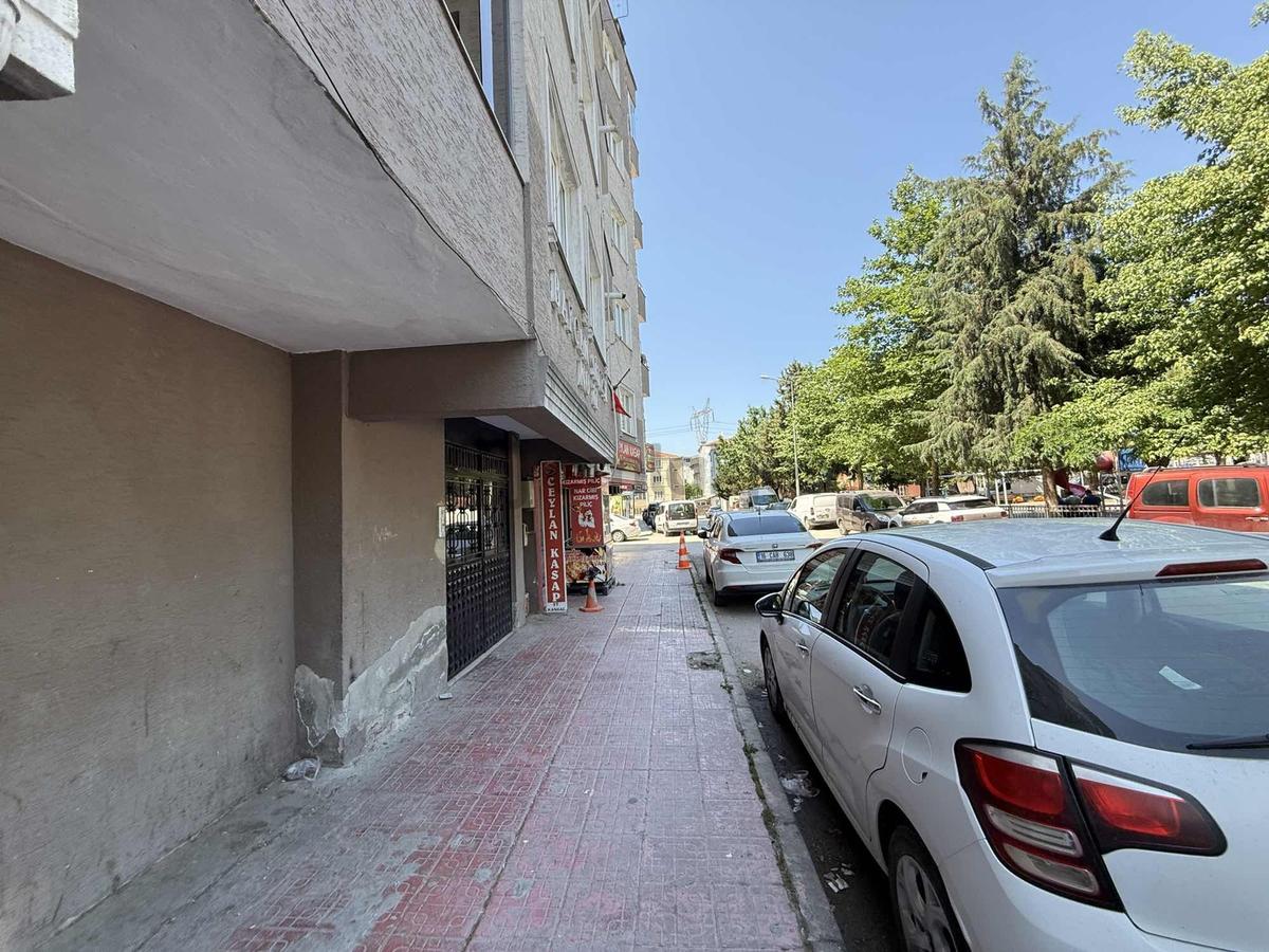 Akram'dan Geçit'de Cadde Üzeri Dükkan - 3
