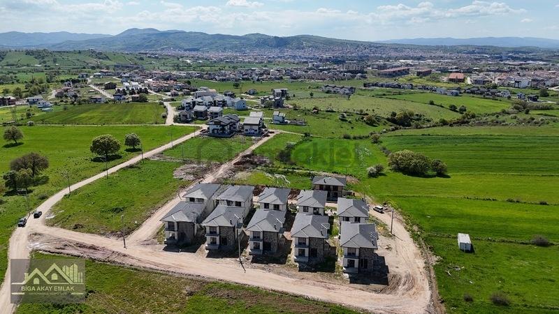 Biga Esentepe'de 301 M² Villa İmarlı Satılık Arsa - 6