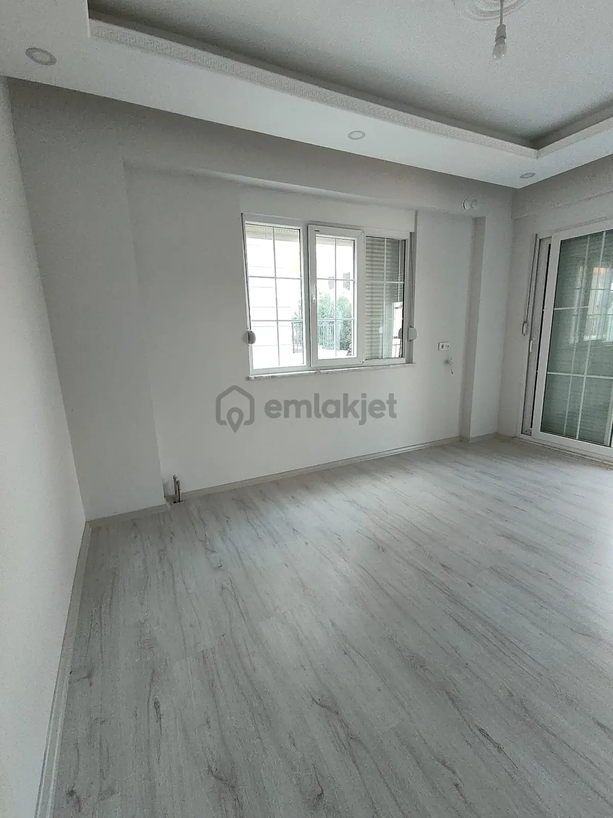 Güney Cepheli, Bakımlı, Lüks Katta Daire - 11