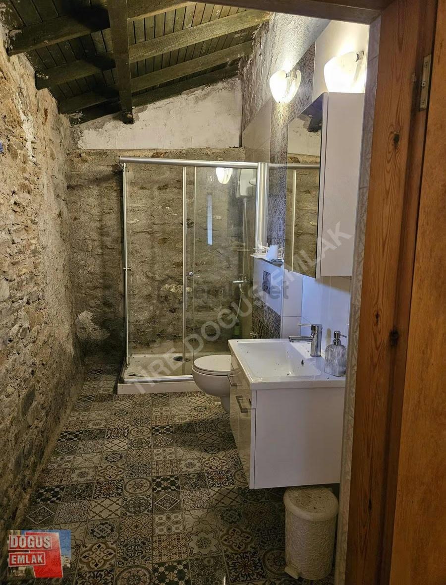 Hisarlık'ta Satılık Dağ Evi - 8