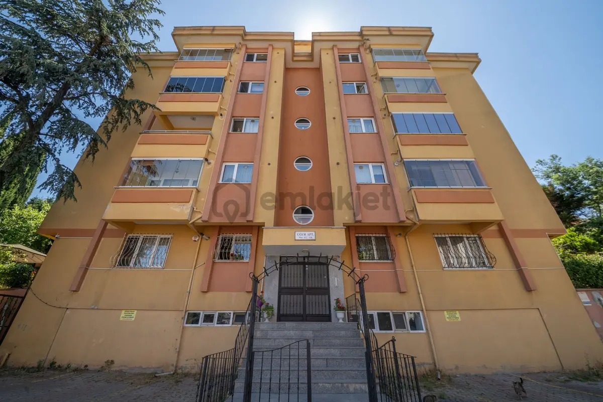 2008 Yapım! 120 M² Arsa Paylı, 130 M² Net Geniş 4+1 - 35