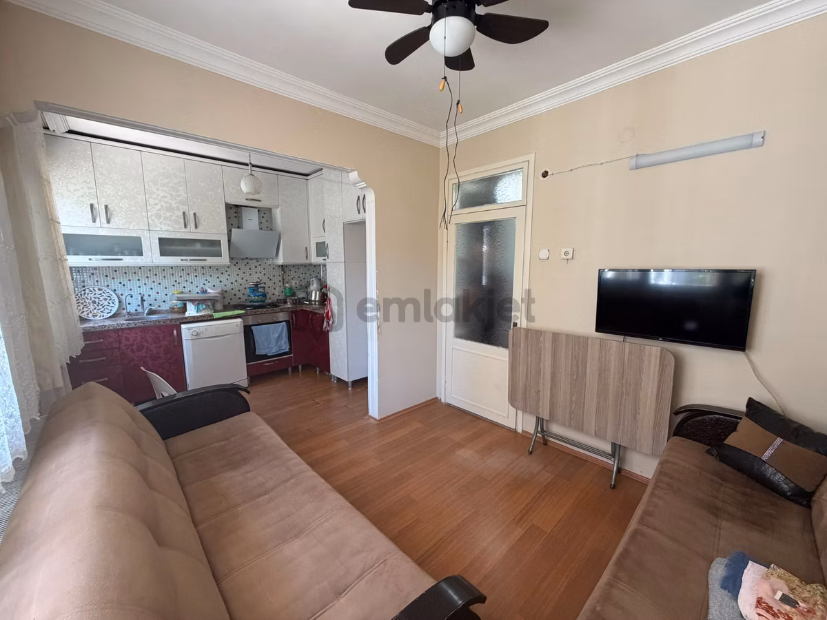 A Plus Gayrimenkulden Merkezi Konum Doğalgazlı 3+1 Satılık Daire
