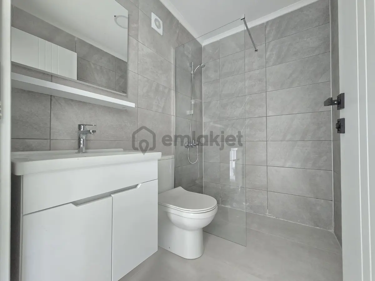 Ayvalık Altınova Da 2+1 Satılık Villa - 9
