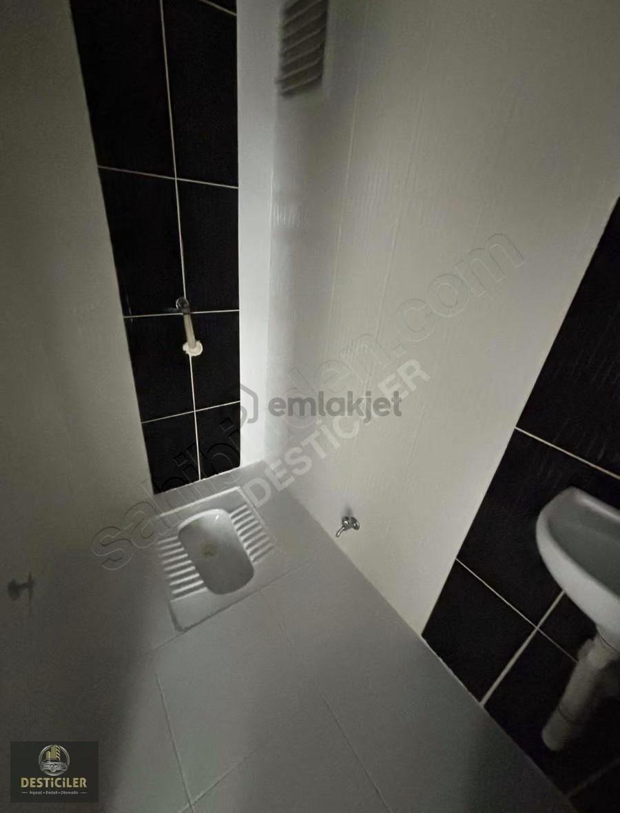Om- Esenli Yakını Satılık 3+1 Dublex Daire - 13