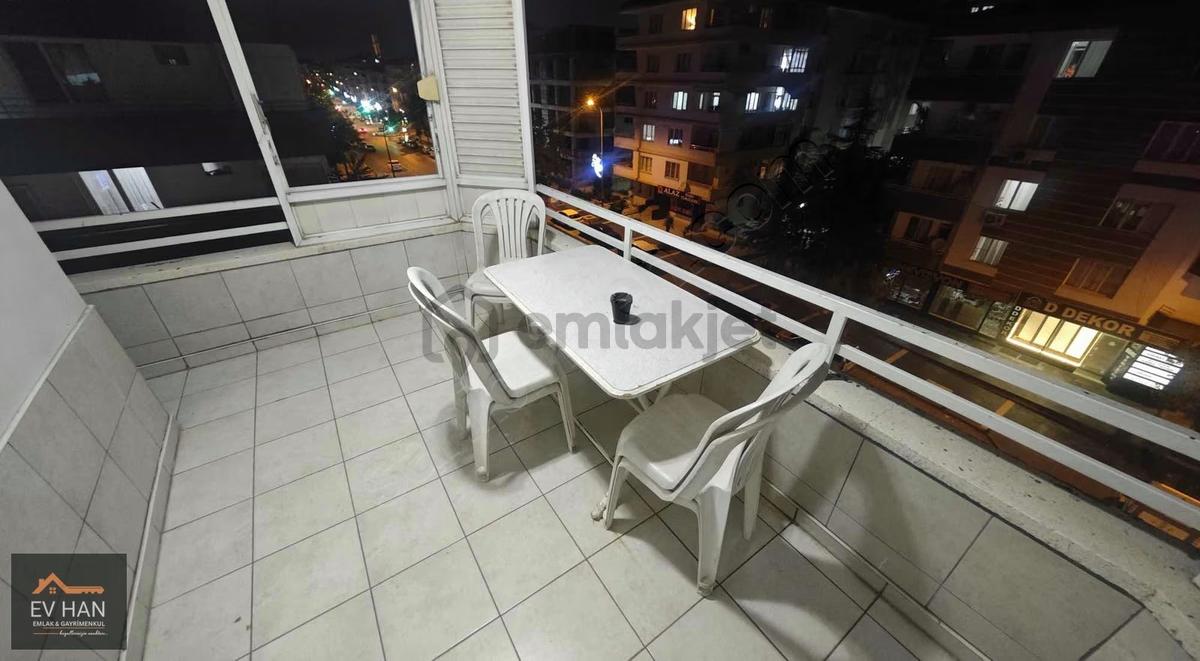 Sarıgüllük Mahallesinde 4+1 Cadde Üstü Asansörlü Daıre - 23