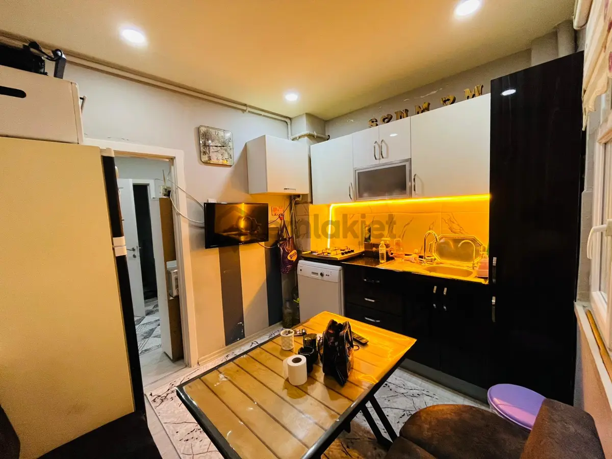 Bağlarbaşı Cadde Üzeri 2+1 100 M2 Giriş Kat Satılık Daire_!! - 7