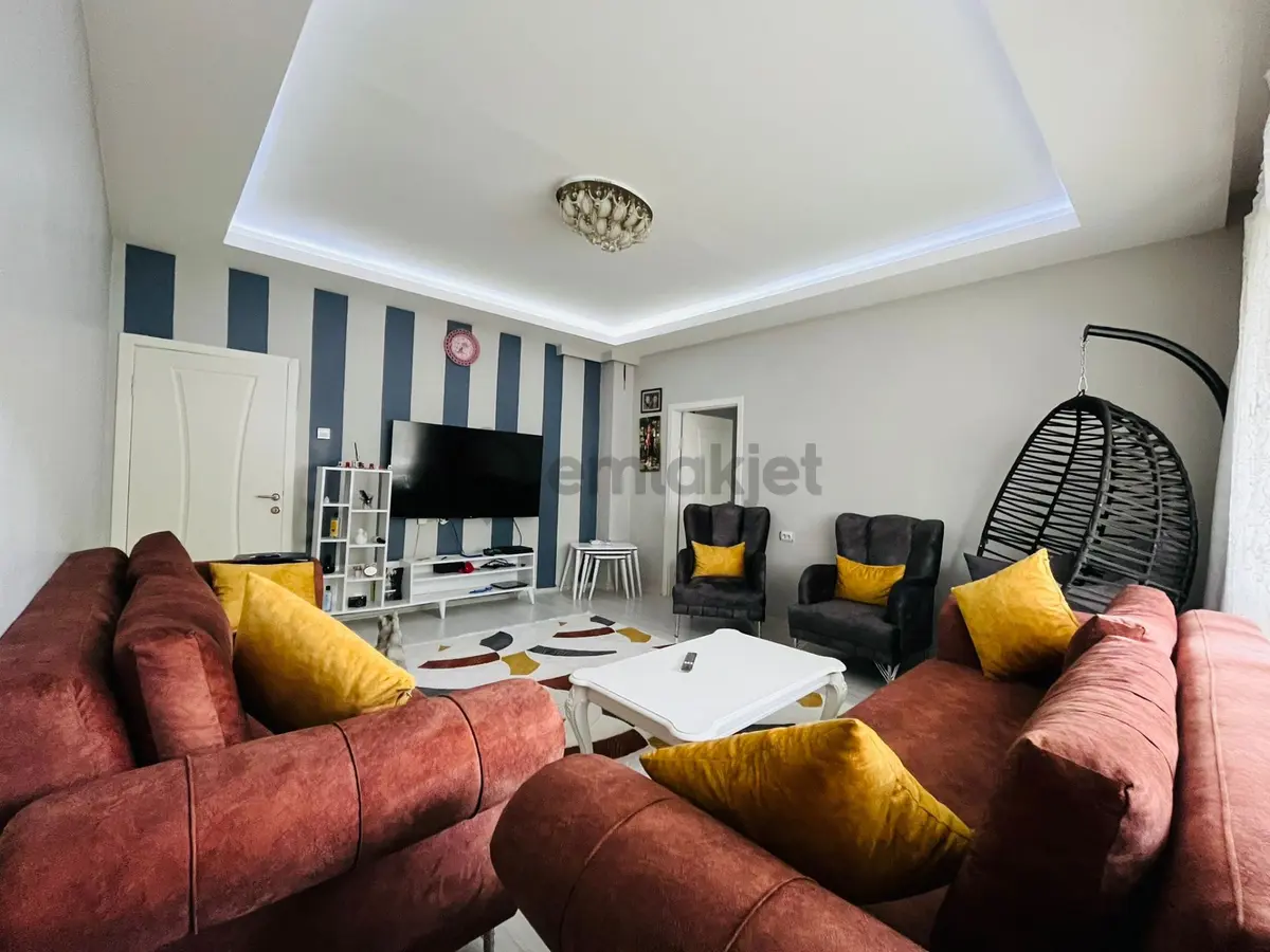 Bağlarbaşı Cadde Üzeri 2+1 100 M2 Giriş Kat Satılık Daire_!! - 6