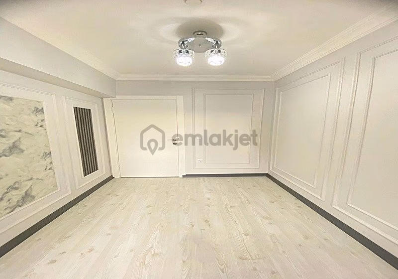 Otoparklı Güvenlikli Ebeveyn Banyolu Cadde Üzeri 3+1 Daire - 4