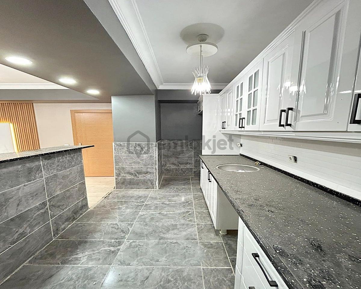 Otoparklı Güvenlikli Ebeveyn Banyolu Cadde Üzeri 3+1 Daire - 27