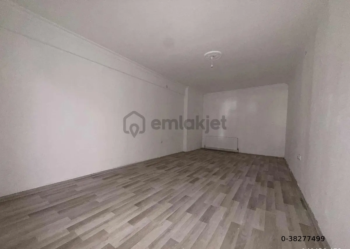 Emek Mah. Dilek Caddesi Yakını 2+1 110m2 Daire - 4