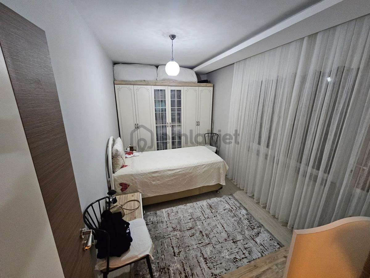 Hamitlerde Yüzme Havuzlu Ara Kat Satılık 2+1 Daire - 28