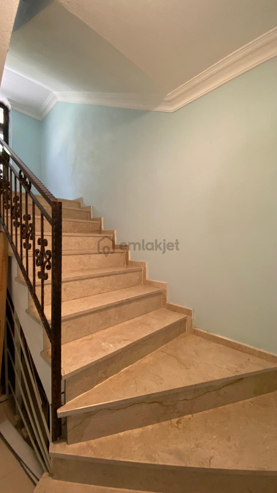 Yalova Merkezde 3+1 Kiralık Daire - 13
