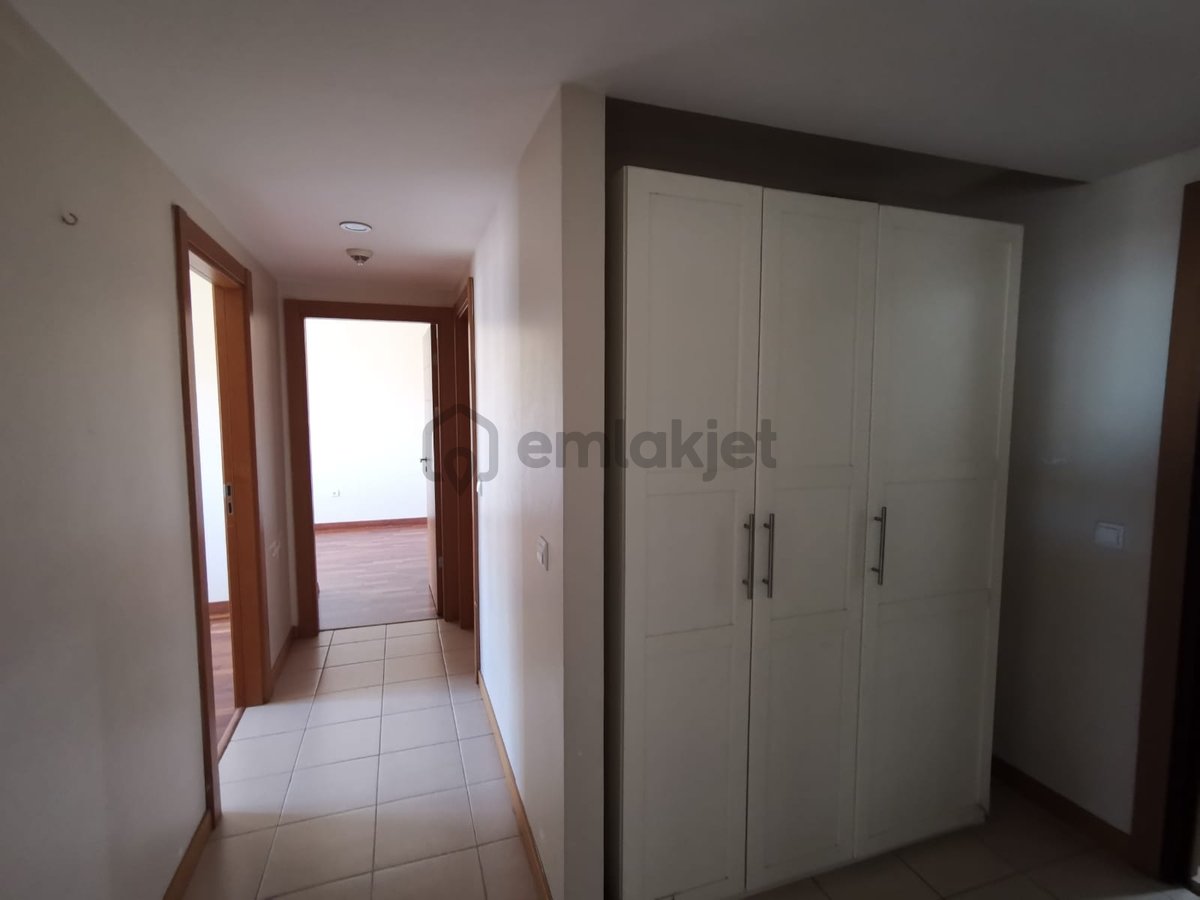 Solar Kent Sitesinde 2 Oda 1 Salon Ebeveyn Banyolu Daire - 16