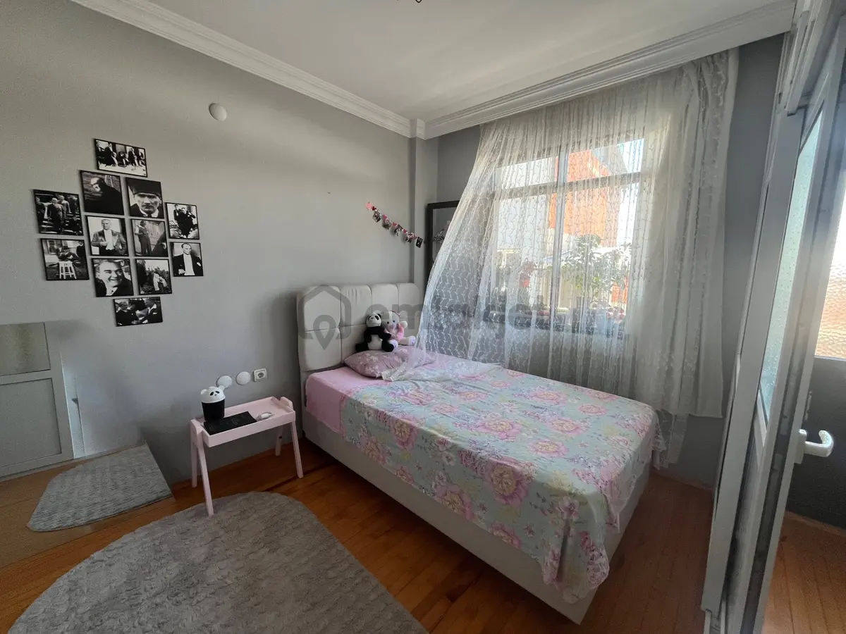 Bornova Çamdıbınde Ara Kat Genış 2+1 Satılık Daıre - 11