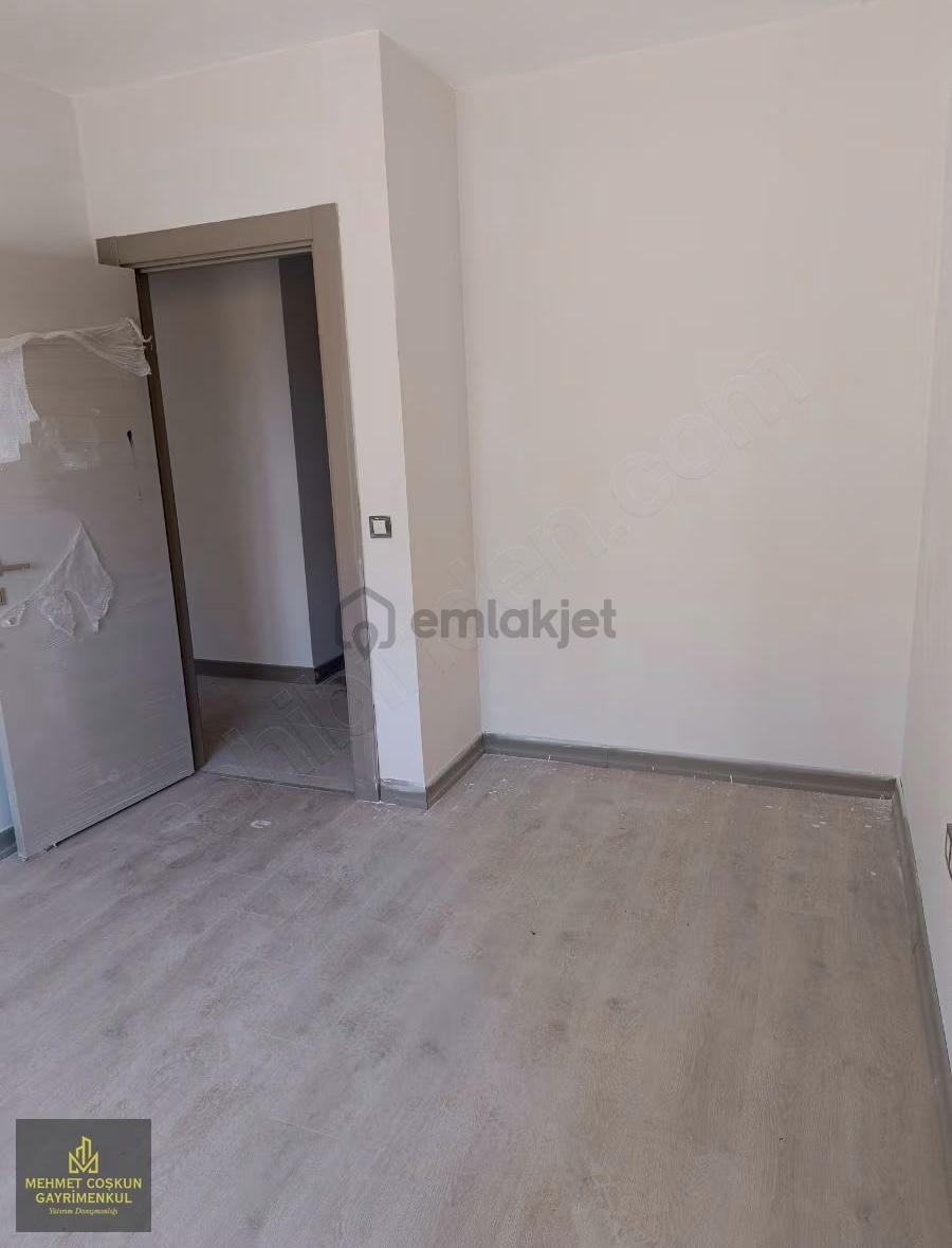 Söğütlü Toki Kiralık Daire 3+1 Doğalgazlı - 7