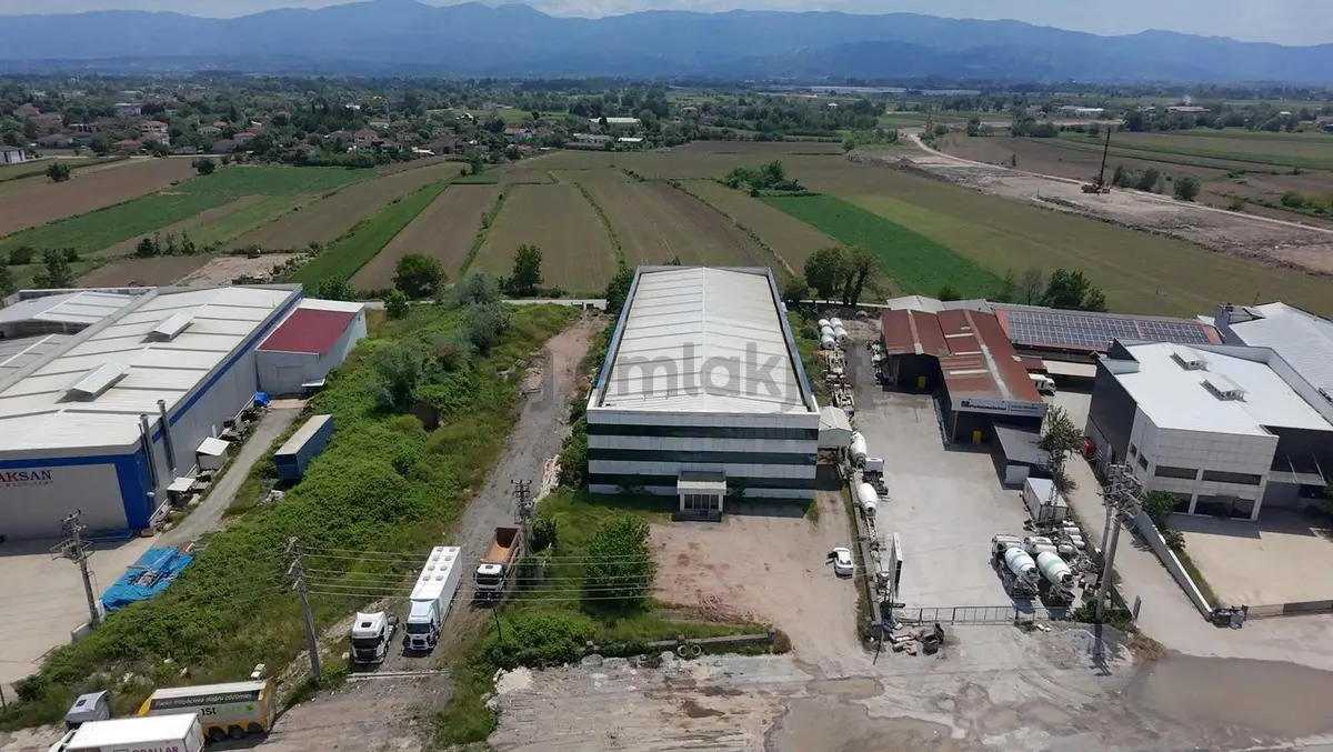 Sakarya'da D100 K.yola Cephe 2000m2 Üretim + 2000m2 Depo Fabrika - 13