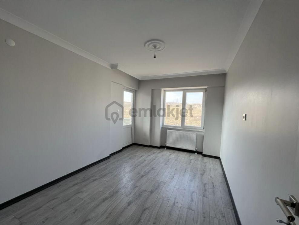 Turyap'tan Polatlı Basri Mah.'de Satılık Full Yapılı 4+1 Daire - 23