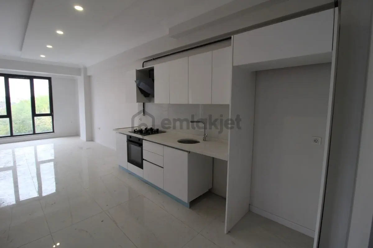 Kocaeli Başiskele Ulus Caddesi Üzerinde Arakat Kiralık Daire - 5