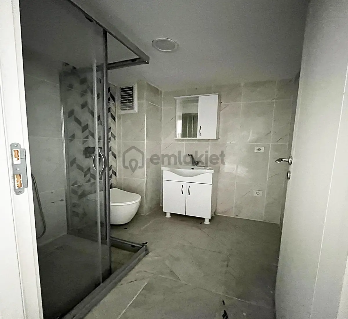 Mucize İnşaat'tan Site İçinde ''sıfır'' 2+1 Ön Cephe Daire - 17