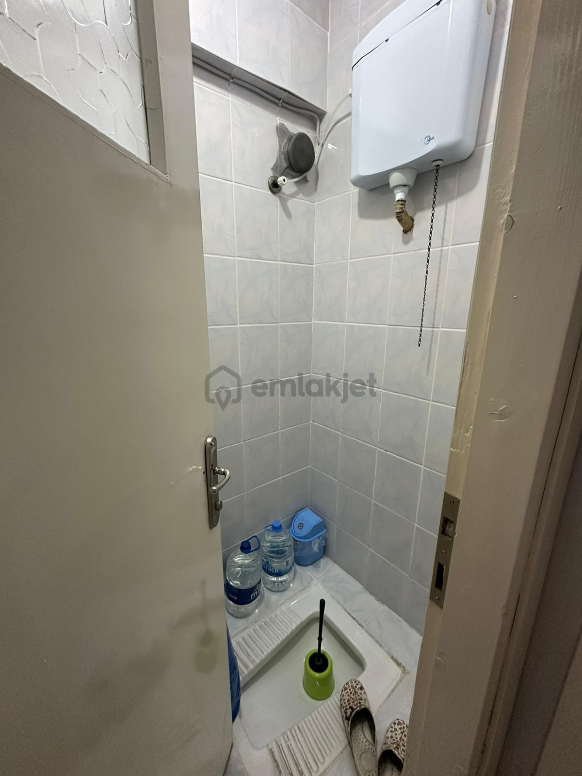 Şemikler Meydanda Satılık 2+1 Daire - 13