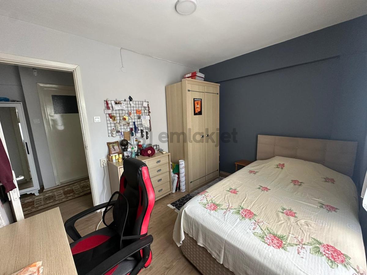 Şemikler Meydanda Satılık 2+1 Daire - 15