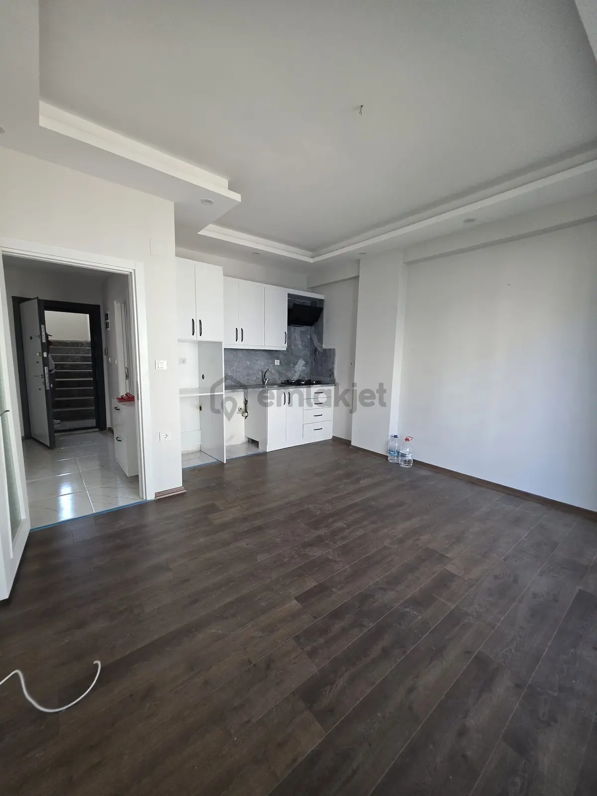 Mersin Erdemli Tömükte Denize Yürüme Mesafesinde Satılık 1+1 - 10