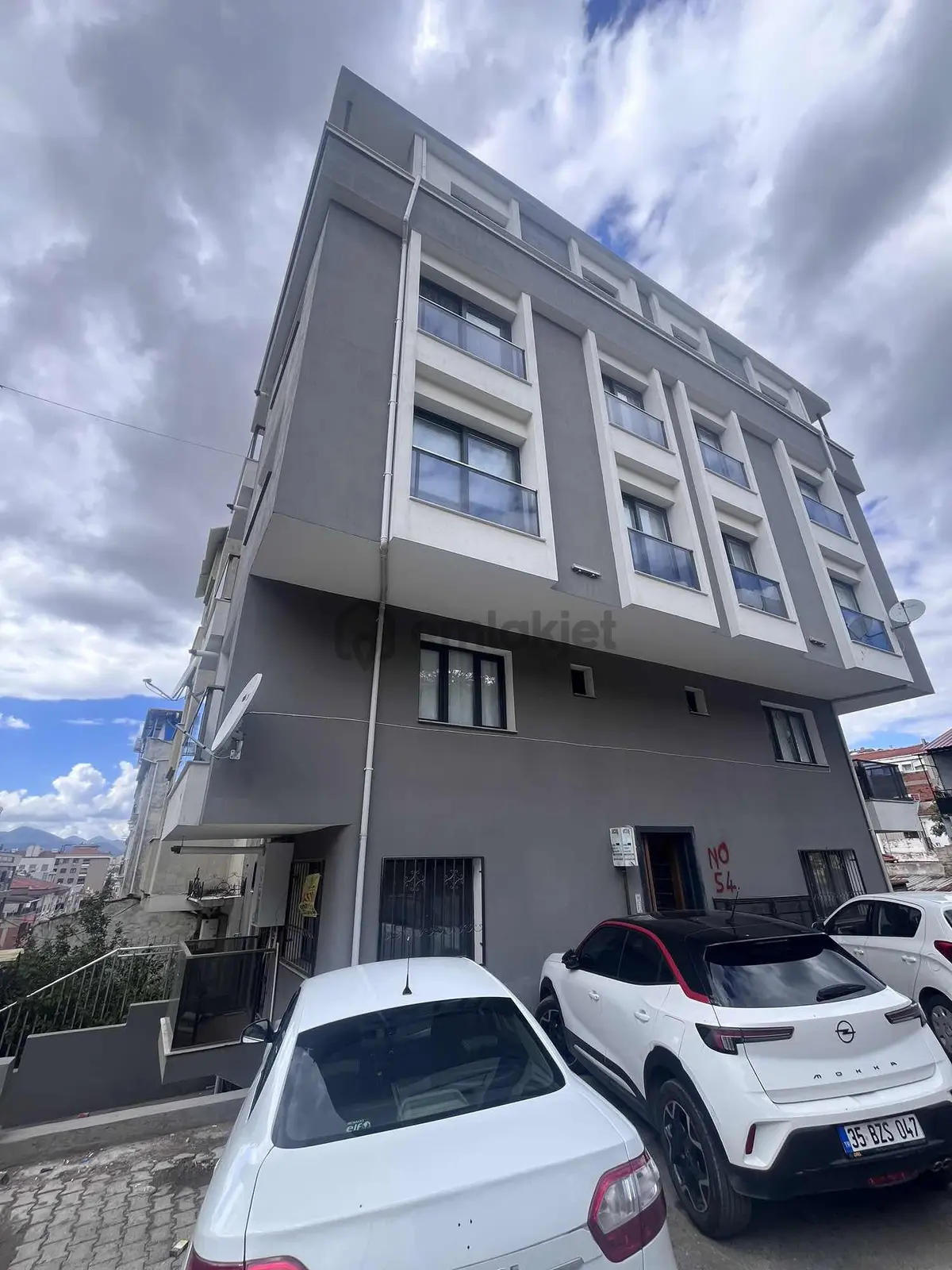 Eşrefpaşa Yağhaneler Sıfır Bina Dubleks Satılık 2+1 Daire - 2