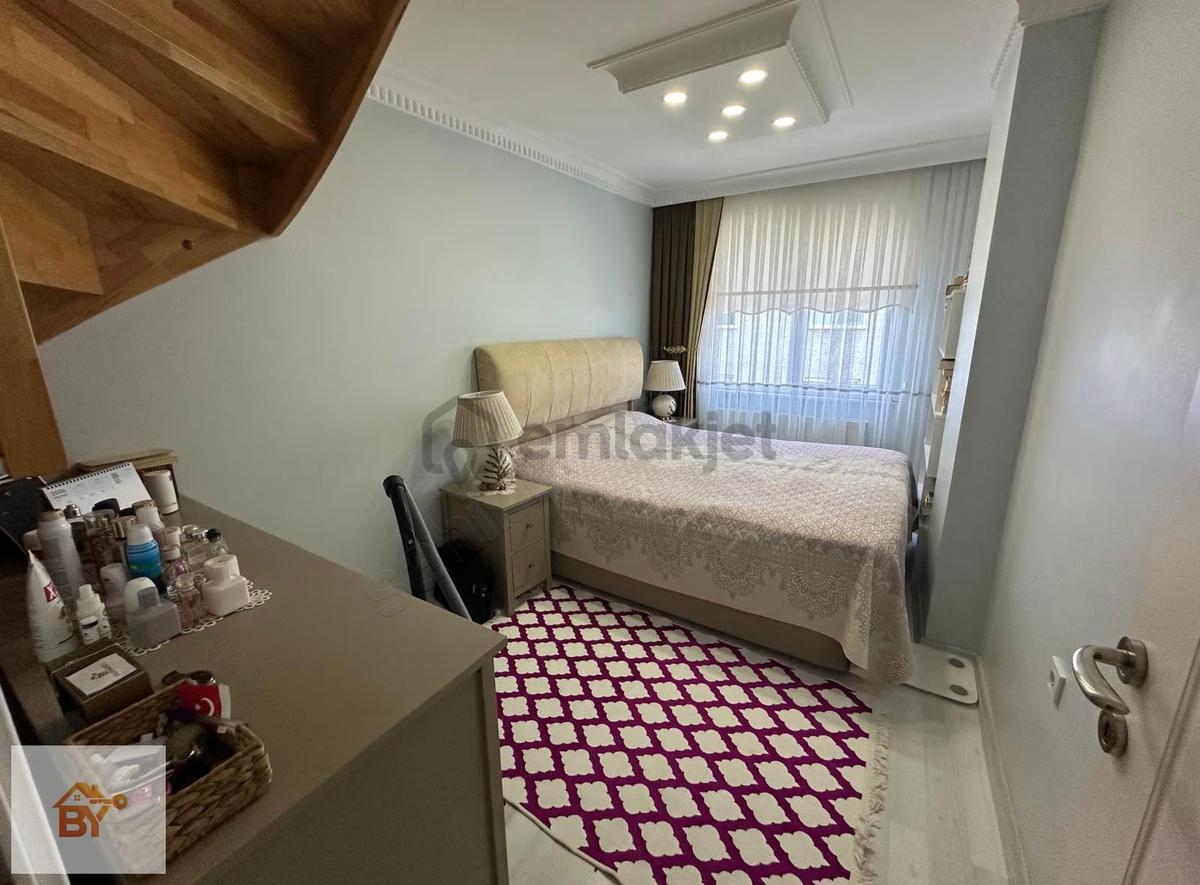 Kemalpaşa Mah Metrobüse Yakın Satılık 4+2 Dublels Daire - 16