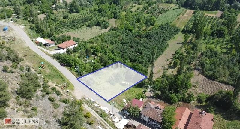 Güzel Köyde Beğeneceğiniz İmarlı Arsa - 4