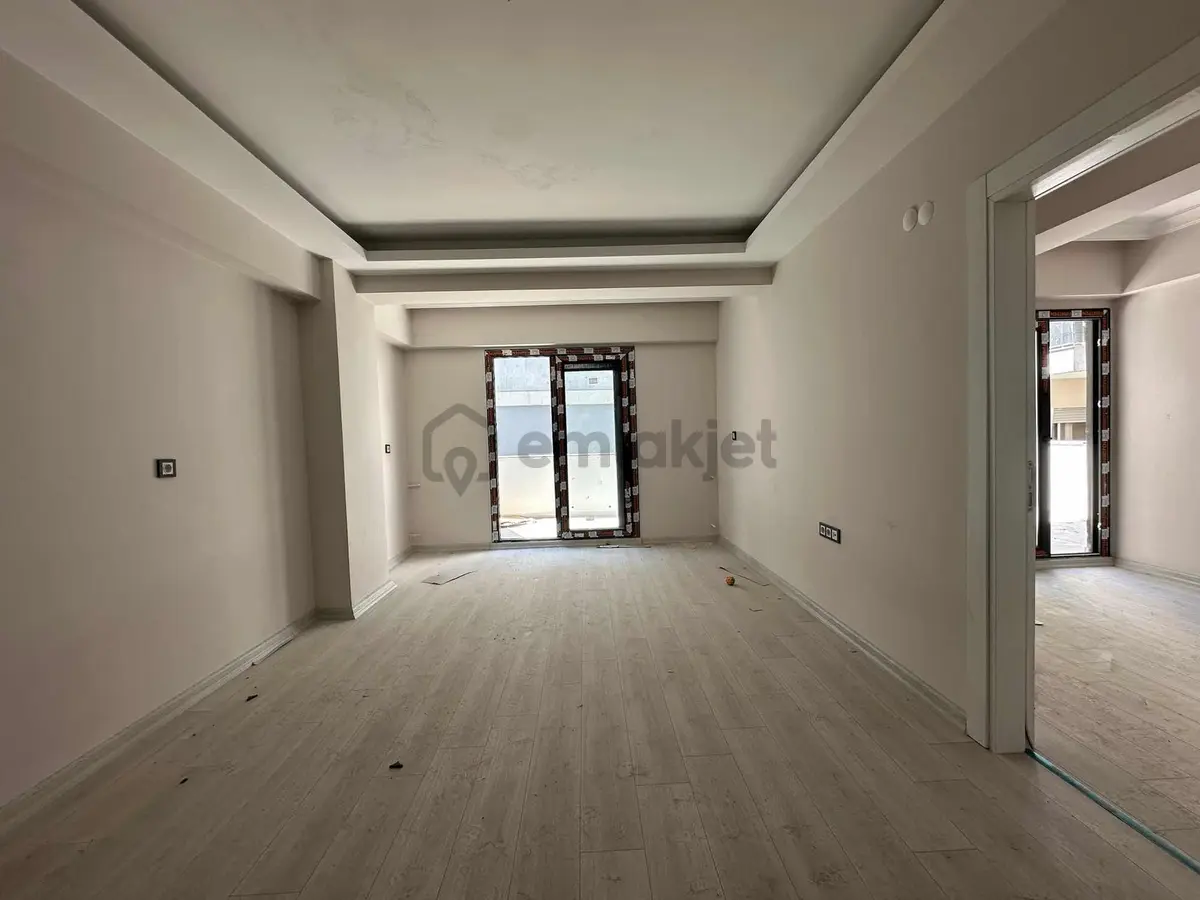 Merkezi Konumda Satılık Teraslı 1+1 Daire - 2