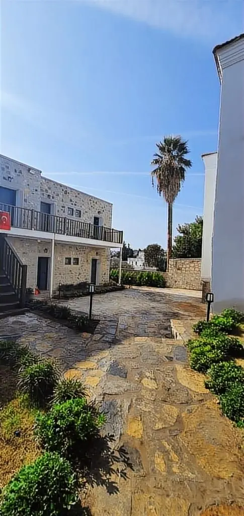 Bodrum Marina'da 18 Odalı Satılık Butik Otel - 2