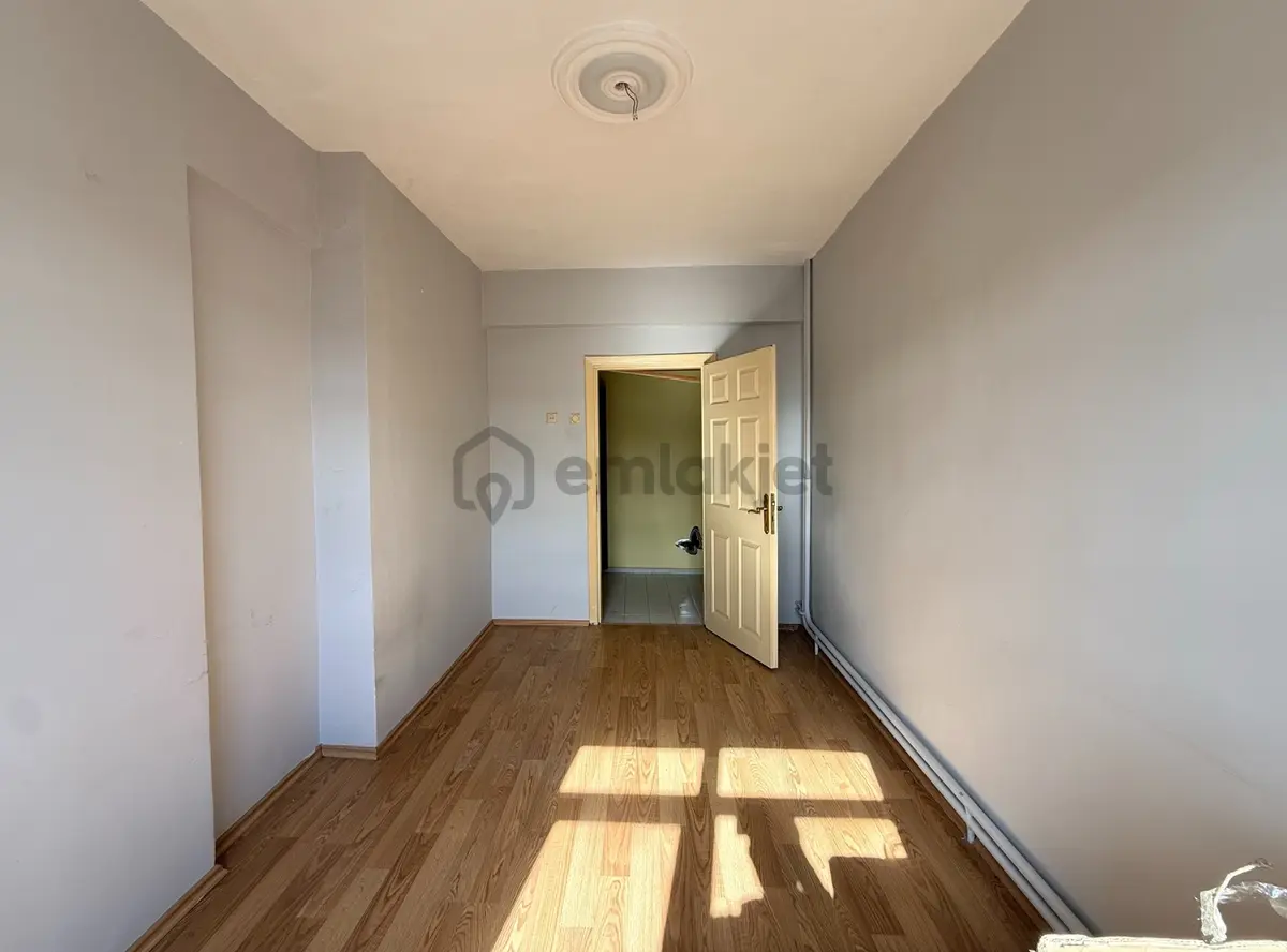 Adalet Mahallesinde 3+1 Geniş Kiralık Daire - 17